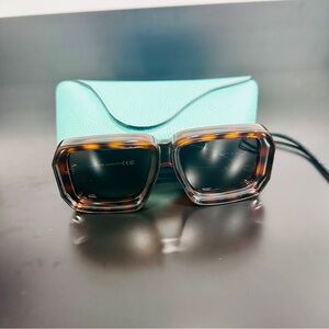 Loewe Ibiza Sunglasses - Havana Original Case Included